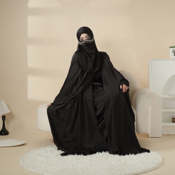 "Elegance Beaded Black Satin Abaya with Rhinestone Belt – Luxury Modest Wear"